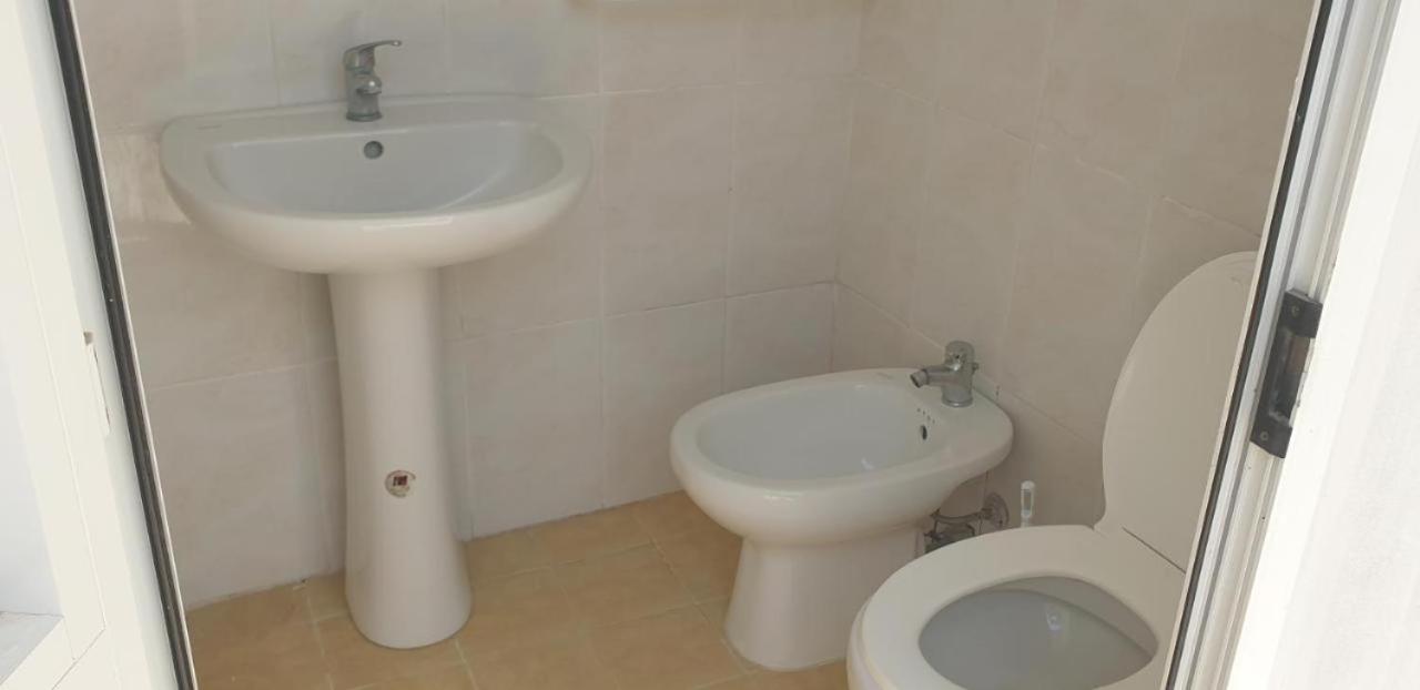 Casa In Spiaggia, Wi-Fi, Fino A Sette Ospiti Torre Lapillo Exteriör bild